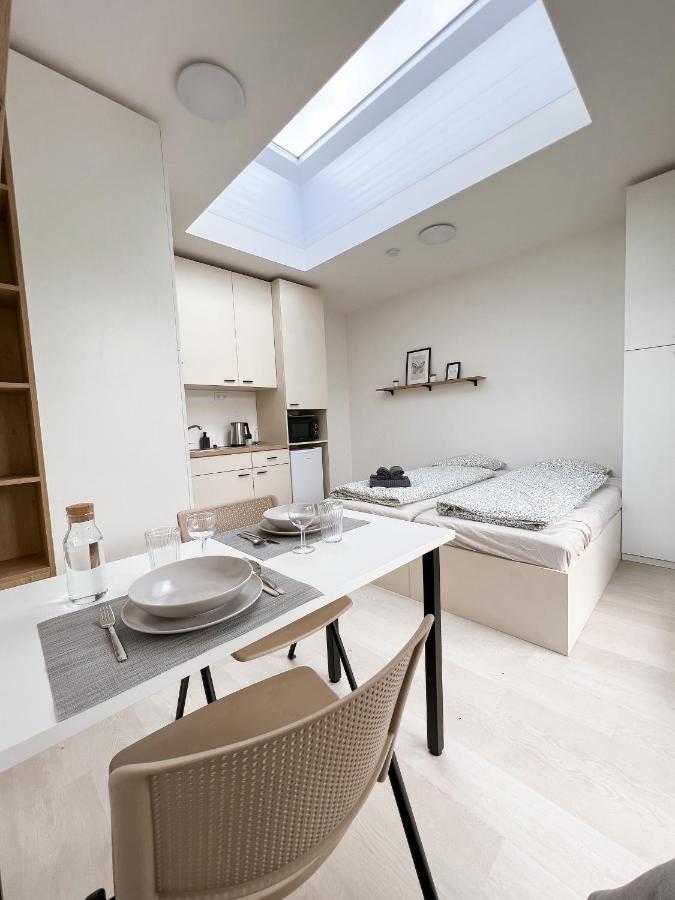 Celestial Apartments Brno Ngoại thất bức ảnh