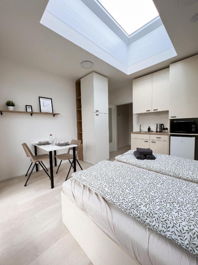 Celestial Apartments Brno Ngoại thất bức ảnh